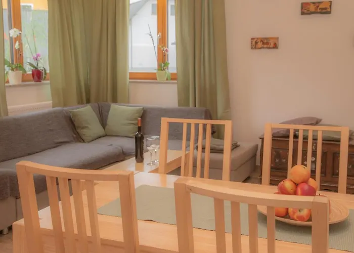Apartments Pikon