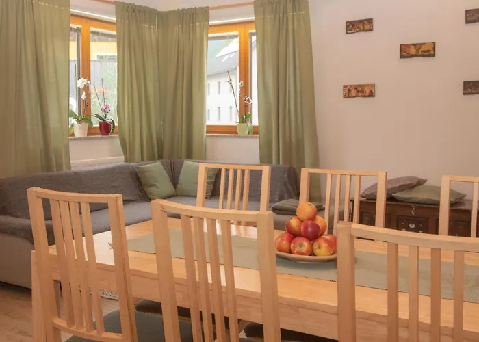 Apartments Pikon