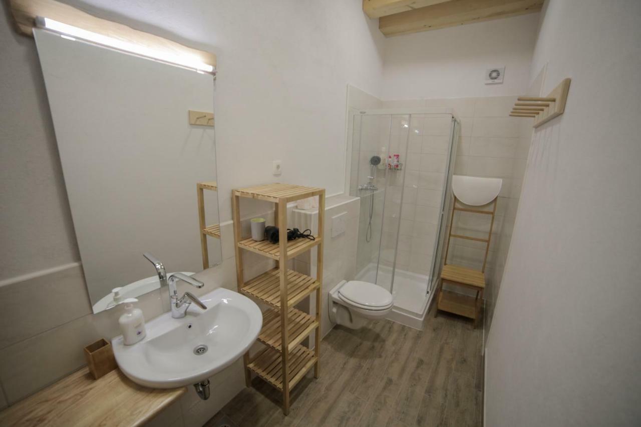 Pikon Apartment *